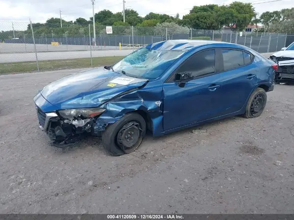3MZBN1U72HM119617 2017 MAZDA 3 - Image 2