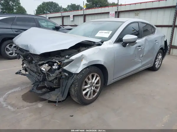 3MZBN1U72HM126809 2017 MAZDA 3 - Image 2