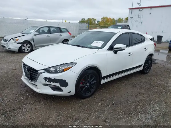 3MZBN1U72HM130245 2017 MAZDA 3 - Image 2