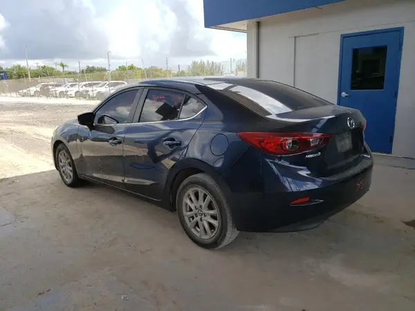 3MZBN1U72HM131606 2017 MAZDA 3 - Image 2