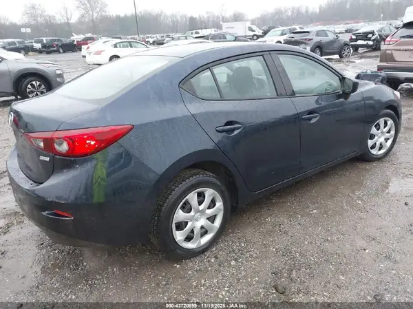 3MZBN1U72HM136109 2017 MAZDA 3 - Image 2