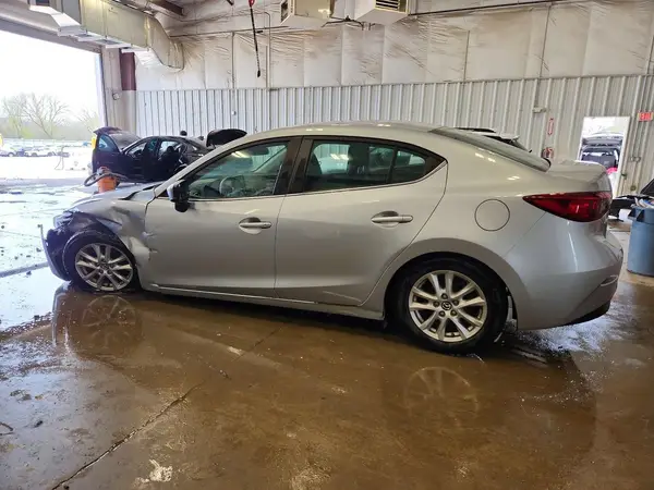 3MZBN1U72HM138488 2017 MAZDA 3 - Image 2
