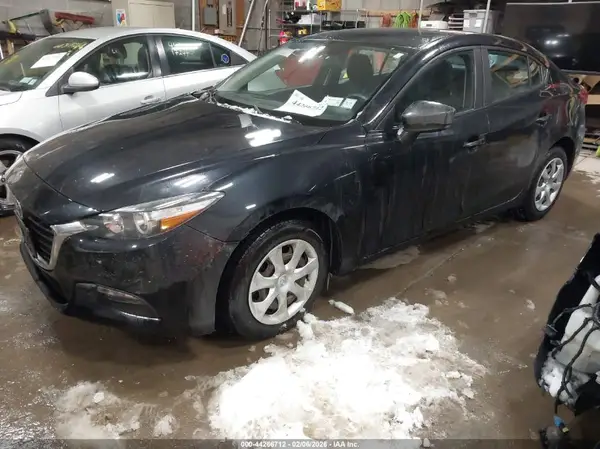 3MZBN1U72HM139768 2017 MAZDA 3 - Image 2