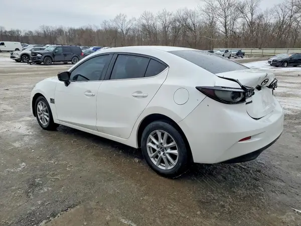 3MZBN1U72HM154979 2017 MAZDA 3 - Image 2