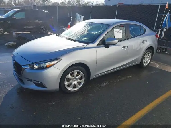 3MZBN1U72JM161615 2018 MAZDA 3 - Image 2