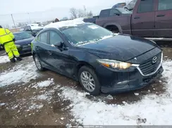 3MZBN1U72JM171531 2018 MAZDA 3