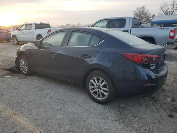 3MZBN1U72JM175921 2018 MAZDA 3 - Image 2
