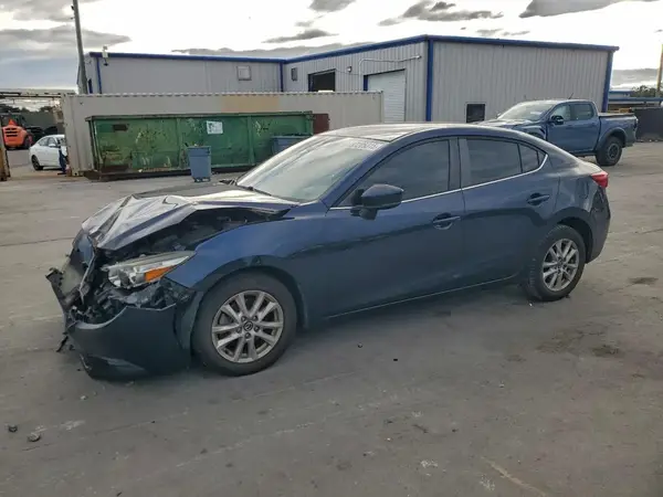 3MZBN1U72JM187650 2018 MAZDA 3 - Image 1