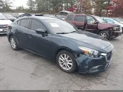 3MZBN1U72JM187745 2018 MAZDA 3