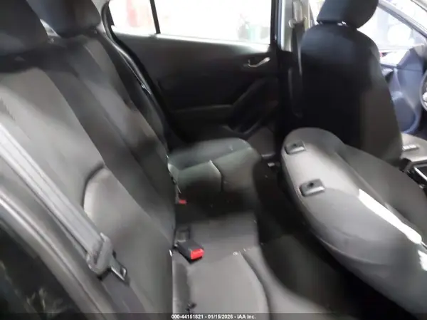 3MZBN1U72JM215527 2018 MAZDA 3 - Image 8