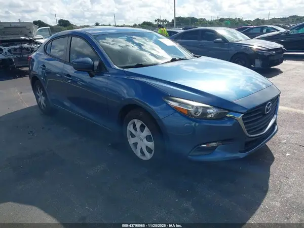 3MZBN1U72JM216872 2018 MAZDA 3 - Image 1