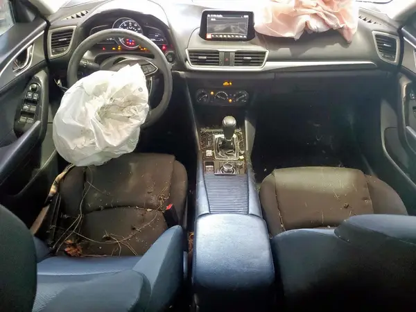 3MZBN1U72JM219366 2018 MAZDA 3 - Image 8