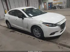 3MZBN1U72JM230982 2018 MAZDA 3