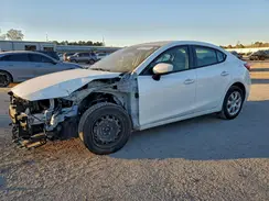 3MZBN1U72JM231601 2018 MAZDA 3