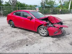 3MZBN1U72JM234823 2018 MAZDA 3