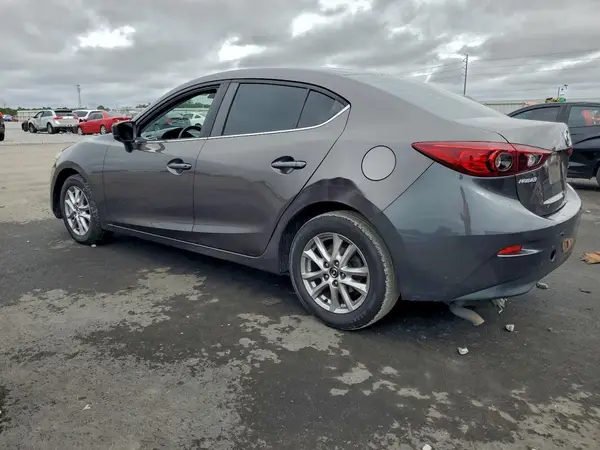 3MZBN1U72JM260046 2018 MAZDA 3 - Image 2