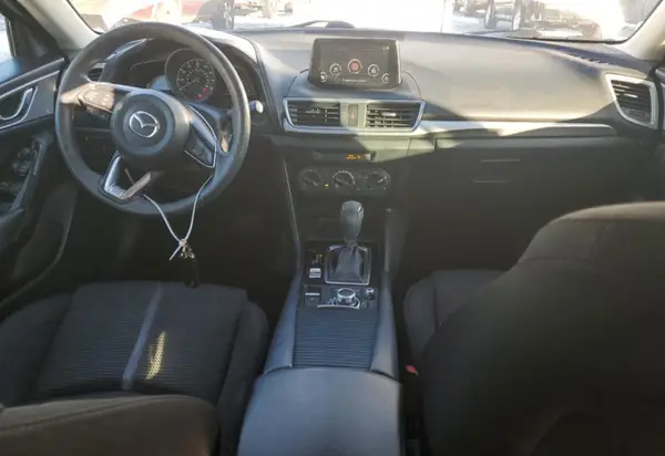 3MZBN1U72JM262444 2018 MAZDA 3 - Image 8