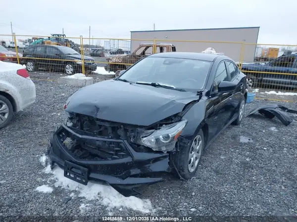 3MZBN1U72JM265750 2018 MAZDA 3 - Image 2