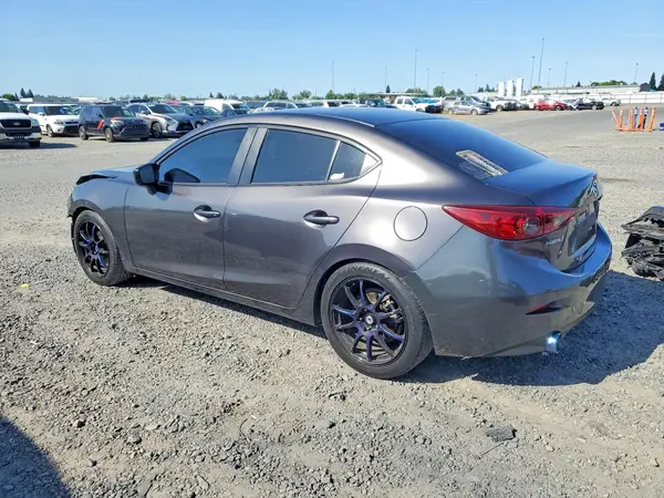 3MZBN1U72JM271953 2018 MAZDA 3 - Image 2
