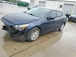 3MZBN1U72JM273590 2018 MAZDA 3