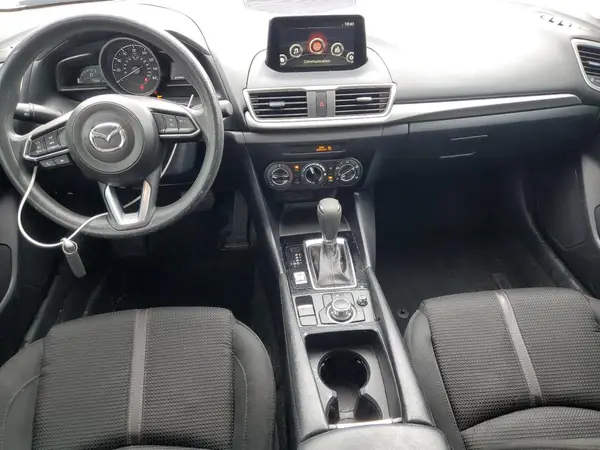 3MZBN1U72JM273590 2018 MAZDA 3 - Image 8