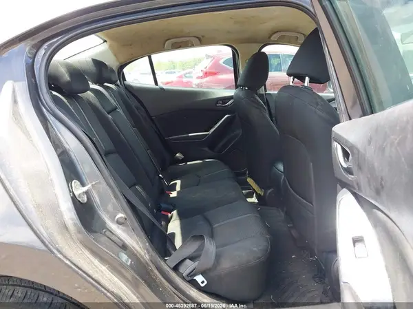 3MZBN1U73HM109064 2017 MAZDA 3 - Image 8
