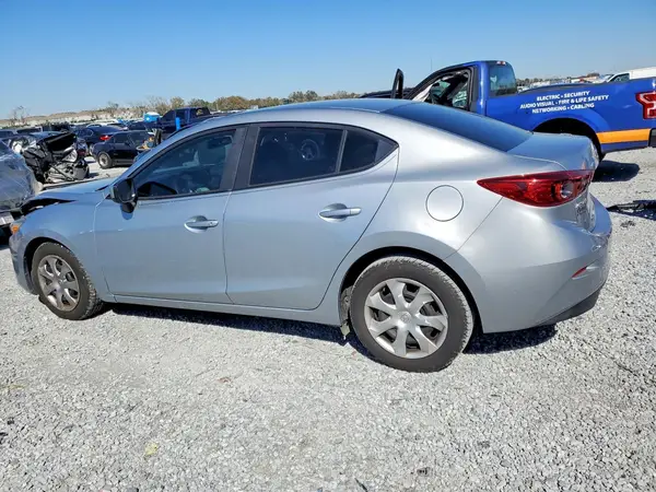 3MZBN1U73HM110036 2017 MAZDA 3 - Image 2