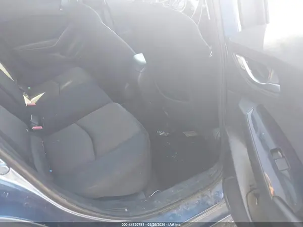 3MZBN1U73HM116659 2017 MAZDA 3 - Image 8