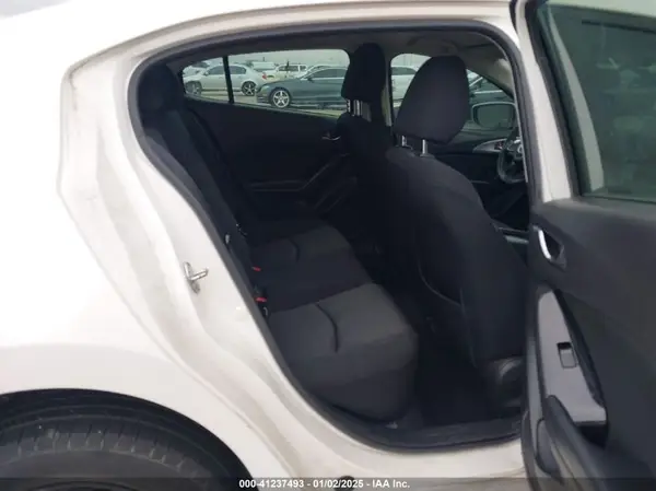 3MZBN1U73HM125300 2017 MAZDA 3 - Image 8