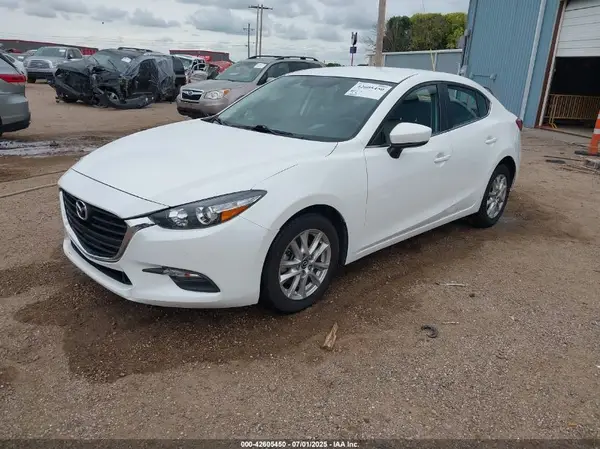 3MZBN1U73HM155039 2017 MAZDA 3 - Image 2