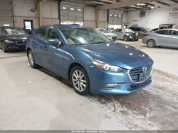 3MZBN1U73HM156868 2017 MAZDA 3 - Image 1