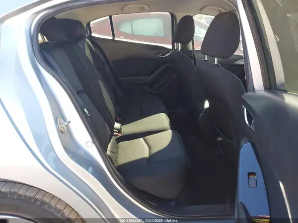 3MZBN1U73HM157681 2017 MAZDA 3 - Image 8