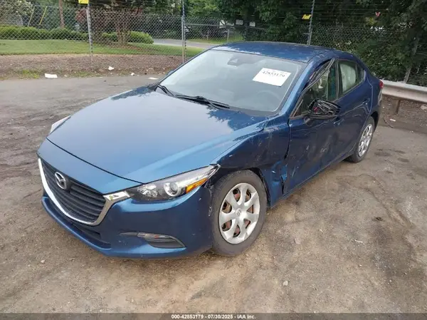 3MZBN1U73JM162417 2018 MAZDA 3 - Image 2