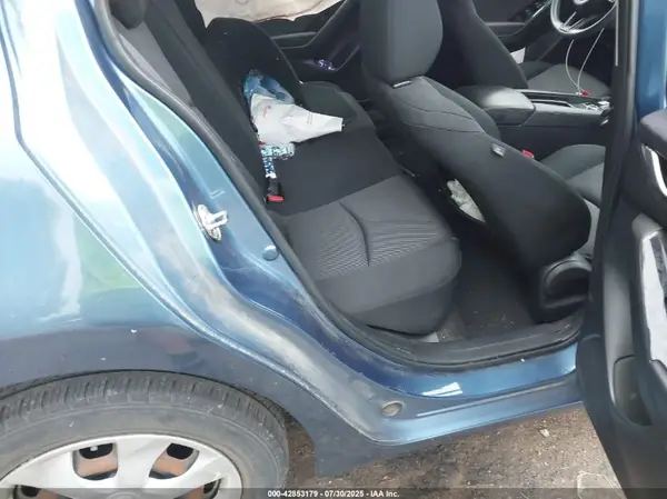 3MZBN1U73JM162417 2018 MAZDA 3 - Image 8