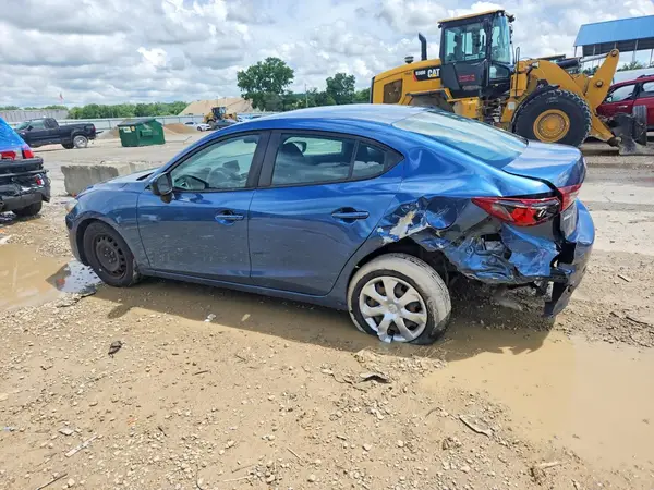 3MZBN1U73JM166449 2018 MAZDA 3 - Image 2