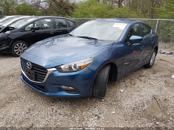 3MZBN1U73JM169013 2018 MAZDA 3 - Image 2