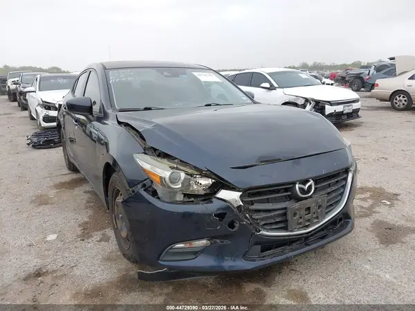 3MZBN1U73JM172607 2018 MAZDA 3 - Image 1