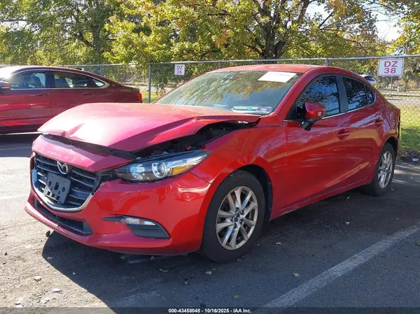3MZBN1U73JM181498 2018 MAZDA 3 - Image 2