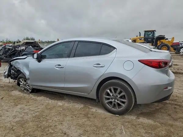 3MZBN1U73JM193778 2018 MAZDA 3 - Image 2