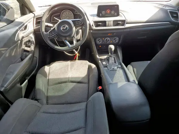 3MZBN1U73JM200888 2018 MAZDA 3 - Image 8
