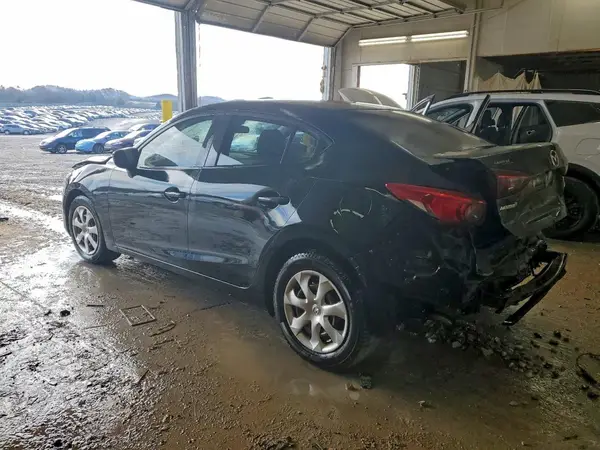 3MZBN1U73JM225354 2018 MAZDA 3 - Image 2