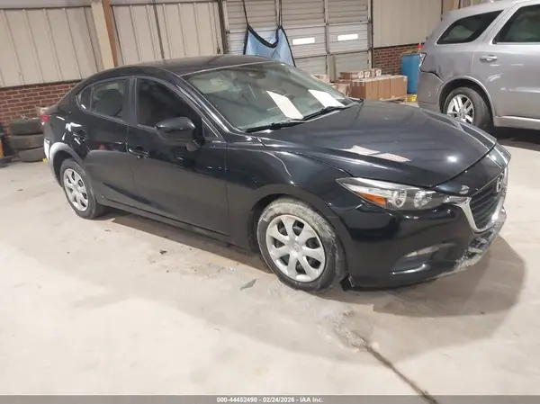 3MZBN1U73JM229842 2018 MAZDA 3 - Image 1