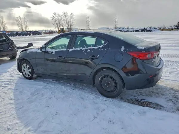 3MZBN1U73JM263733 2018 MAZDA 3 - Image 2