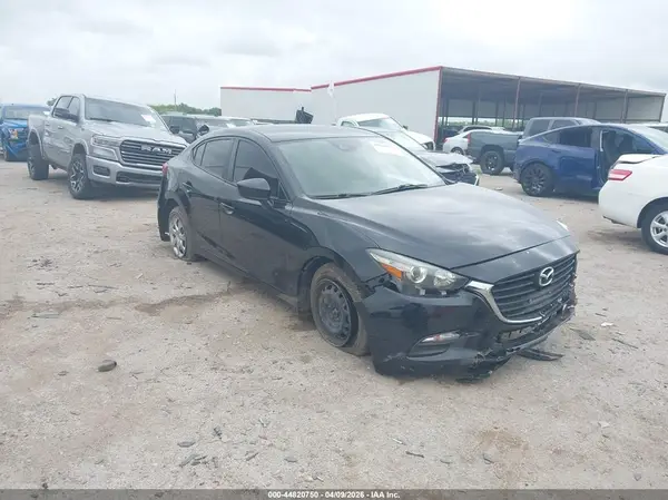 3MZBN1U73JM264509 2018 MAZDA 3 - Image 1
