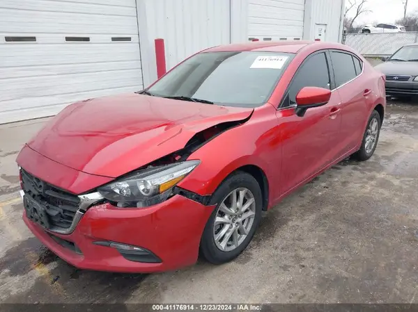 3MZBN1U73JM275817 2018 MAZDA 3 - Image 2