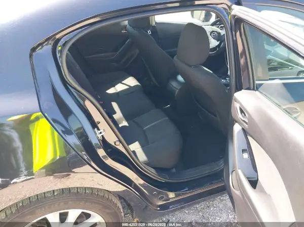3MZBN1U74HM106710 2017 MAZDA 3 - Image 8