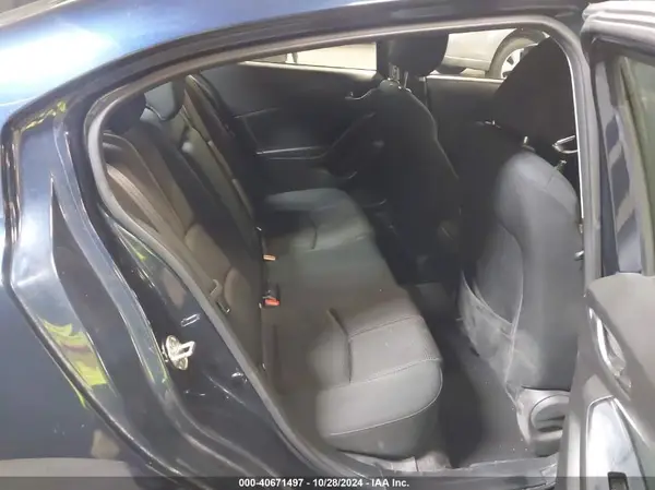 3MZBN1U74HM124964 2017 MAZDA 3 - Image 8