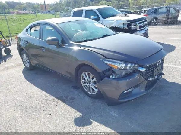3MZBN1U74HM148469 2017 MAZDA 3 - Image 1