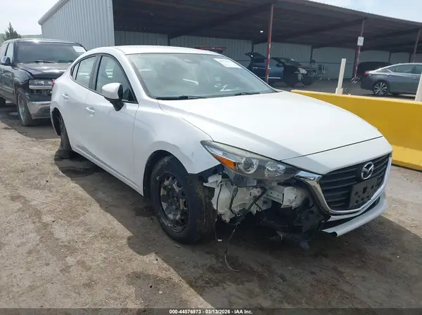 3MZBN1U74JM189996 2018 MAZDA 3 - Image 1