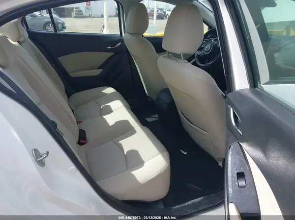 3MZBN1U74JM189996 2018 MAZDA 3 - Image 8